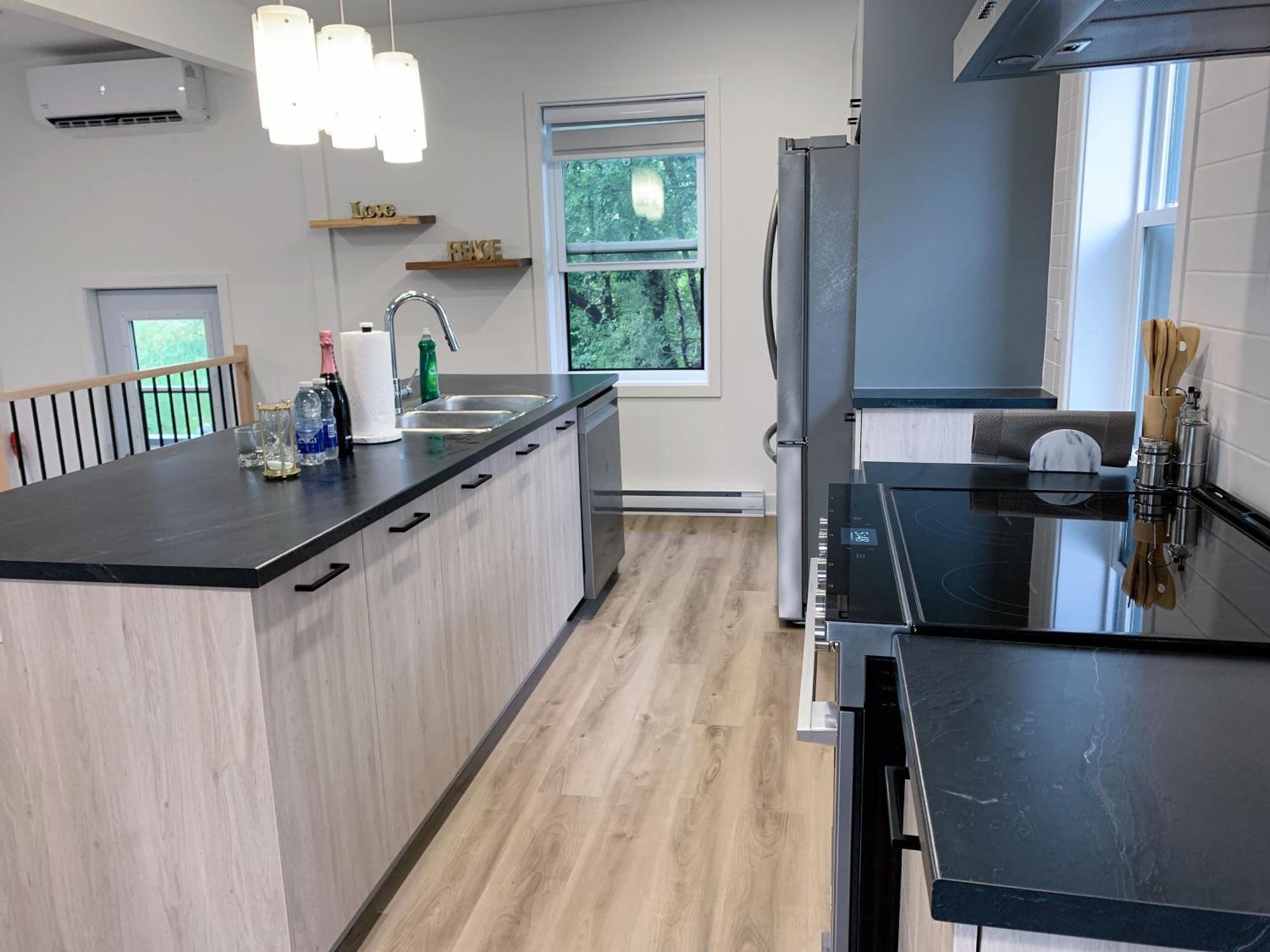 Ferienwohnung 10 Minutes To Dt With Free Parking Longueuil Exterior foto